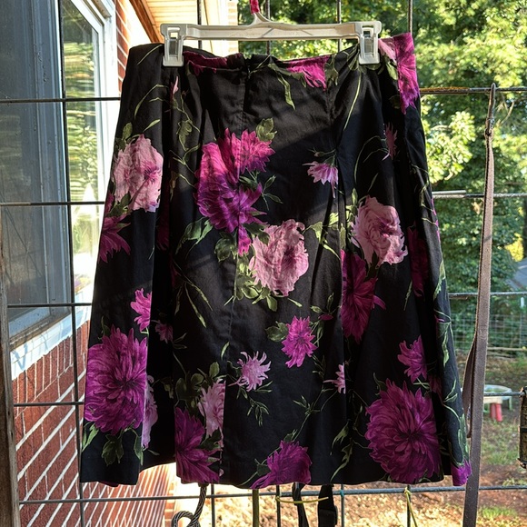 Talbots Petites Floral Black A-Line Skirt Purple Flowers Pleats Lined Zipper 12P - Picture 5 of 16